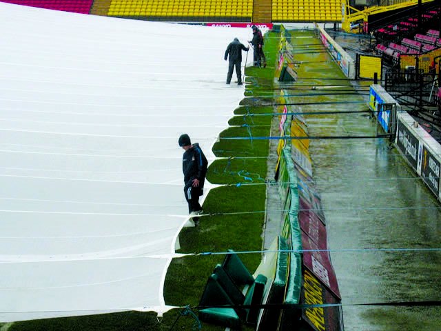 Надувные защитные покрывала для футбольного поля
